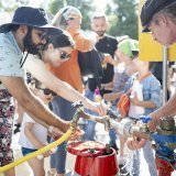 Face à la grosse chaleur, la ville de Zurich a mis à disposition 630 robinets d'eau potable supplémentaires pendant la Züri Fäscht.